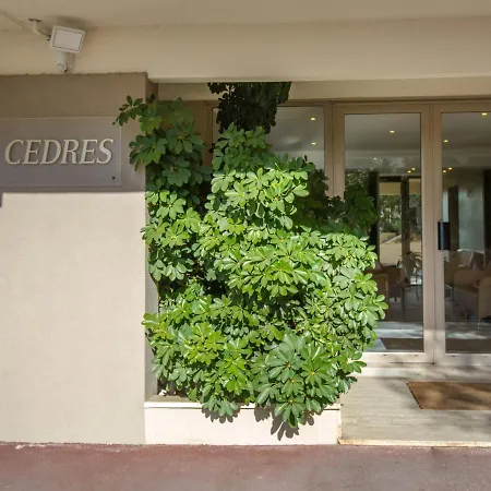 Climatise 2 Pers Proche Et Commerces Avec Balcon Et Wifi A Saint-raphael - Fr-1-466a-28 * Saint-Raphael (Var)